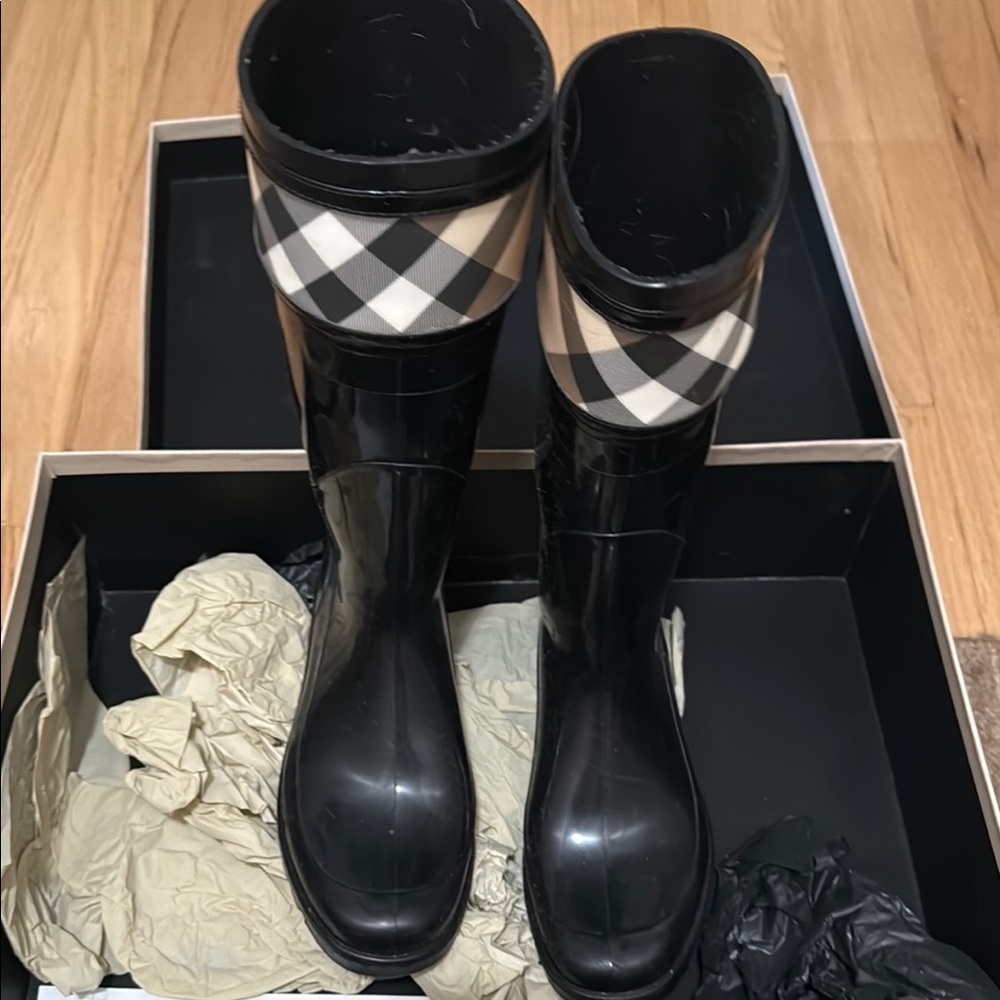 Burberry Black and White Winter Rain Boots